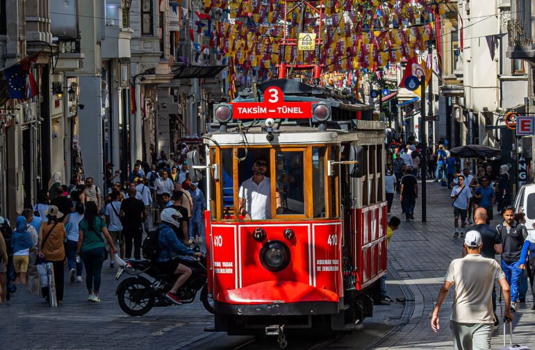Capturing Istanbul’s Essence: Photowalk from Galata Tower to Taksim Square