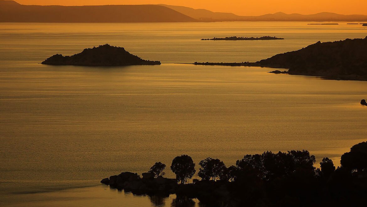 Visual Odyssey on Bafa Lake accompanied by Moon Goddess Selana