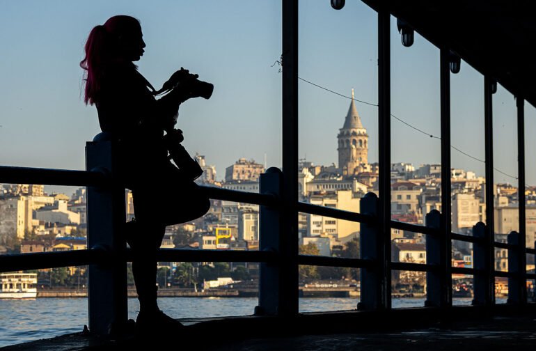 Capturing the Magic: Sunrise Photowalk Experience at Galata Bridge, Istanbul