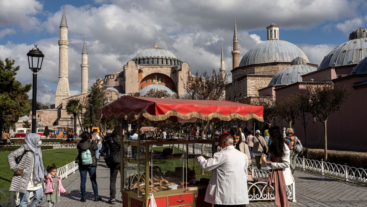 Capturing Istanbul’s Heritage: Photowalk around Sultanahmet Square, Hagia Sophia, Basilica Cistern and Little Hagia Sophia